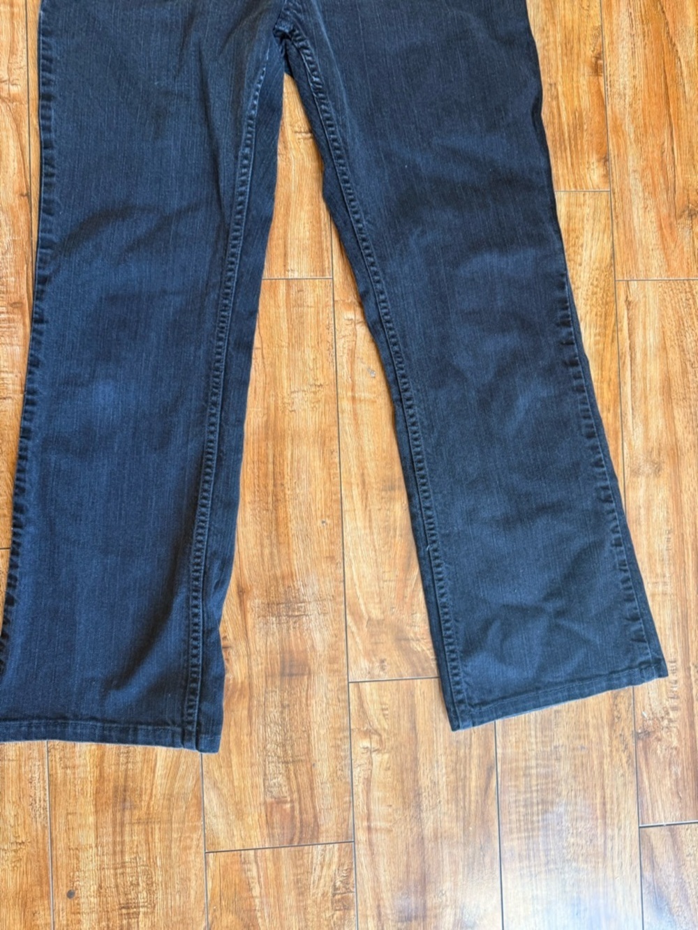 CARHARTT Women’s Black Straight Original Fit Cropped Short Jeans Size 6 - Picture 6 of 10